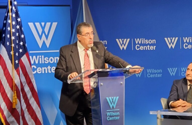 Bernardo Arévalo apunta a la corrupción como principal reto a afrontar en su gestión en Guatemala