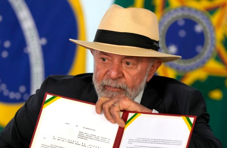 Brasil promulga nueva ley que restringe el uso de smartphones en escuelas primarias y secundarias