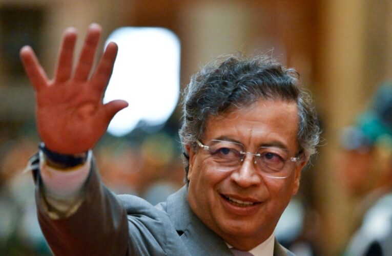 «Que cese el ego», dice Petro en reunión televisada con ministros luego de crisis