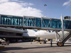 Aterrizó en Venezuela un vuelo con migrantes deportados desde Estados Unidos