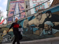 Irán redobla la apuesta: dice que tiene muchas bases de EE. UU. a su alcance militar