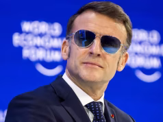 Macron dio discurso con gafas de sol en Davos y desató ola de comentarios: esta es la razón