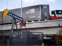 Trump decreta una “emergencia” para proteger ingresos petroleros de Venezuela en EE. UU.