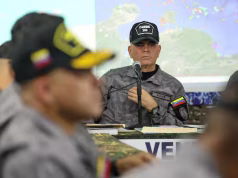 Los militares y la transición en Venezuela: Vladimir Padrino tiene la clave de lo que viene