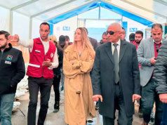 Angelina Jolie en su visita a Rafah: supervisó asistencia y denunció bloqueos en Gaza