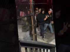 Maduro mandó un mensaje al hacer una “V” con los dedos: esto significa según su ministro