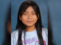 Niña de 10 años y su madre salen de custodia de ICE en Texas y vuelven a Minnesota