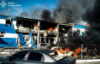 Rusia y Ucrania intercambian 370 prisioneros, mientras bombardeos dejan siete muertos tras la oferta de diálogo de Zelenski