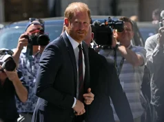 El príncipe Enrique y el cantante Elton John perdieron su demanda por vulneración de su vida privada contra el Daily Mail